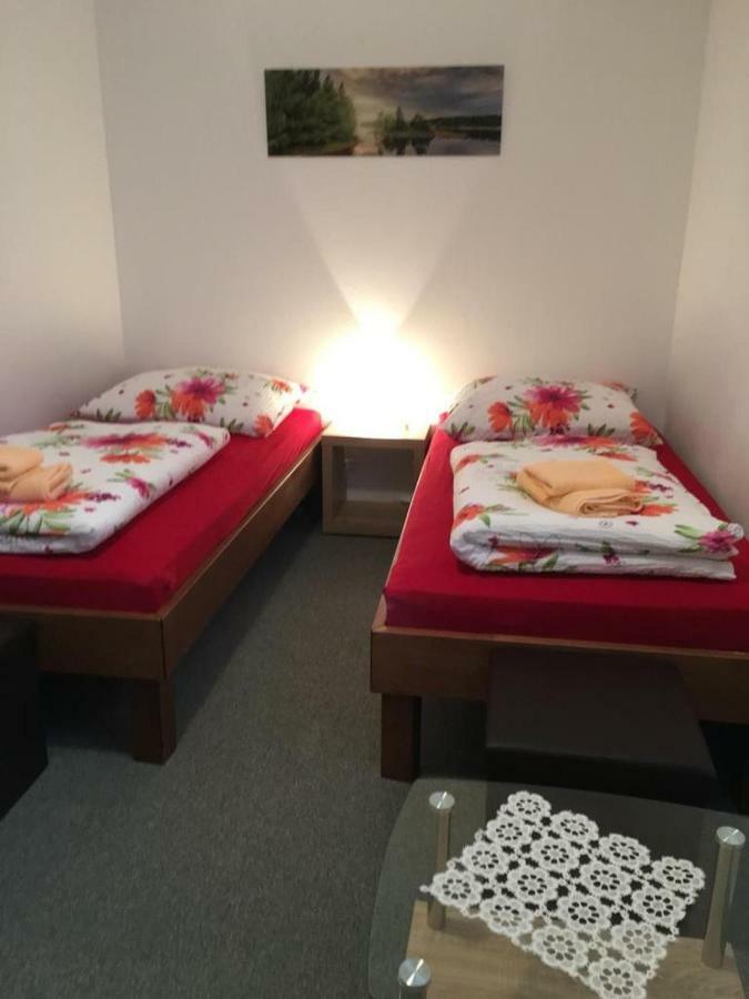 Ferienwohnung Eibenweg Gebsattel Buitenkant foto